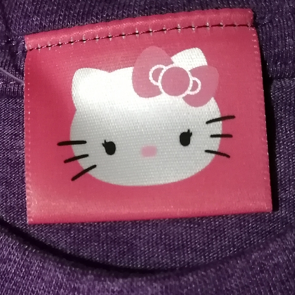 🔥SALE🔥 Hello Kitty Sanrio Sparkly Girl's T-shirt Tee NWT Size 2 - Picture 3 of 5
